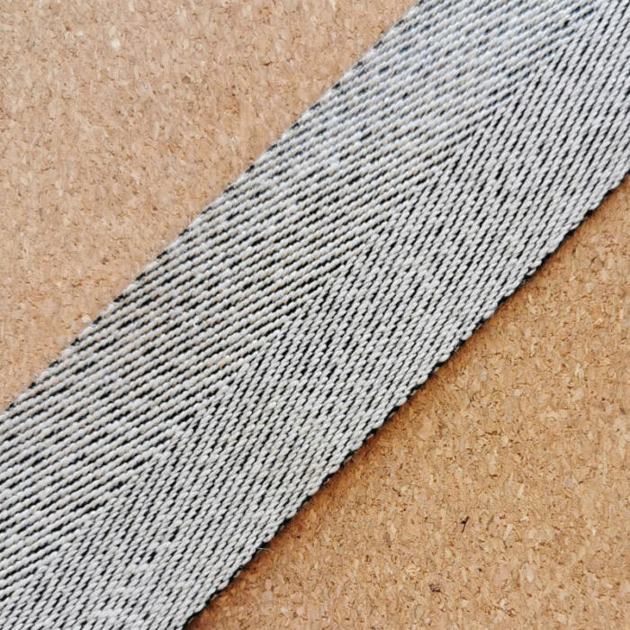 Artek 45 -satulavyötuolin uudelleen vyöttäminen - Image 8